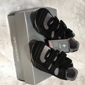 Cycling shoes